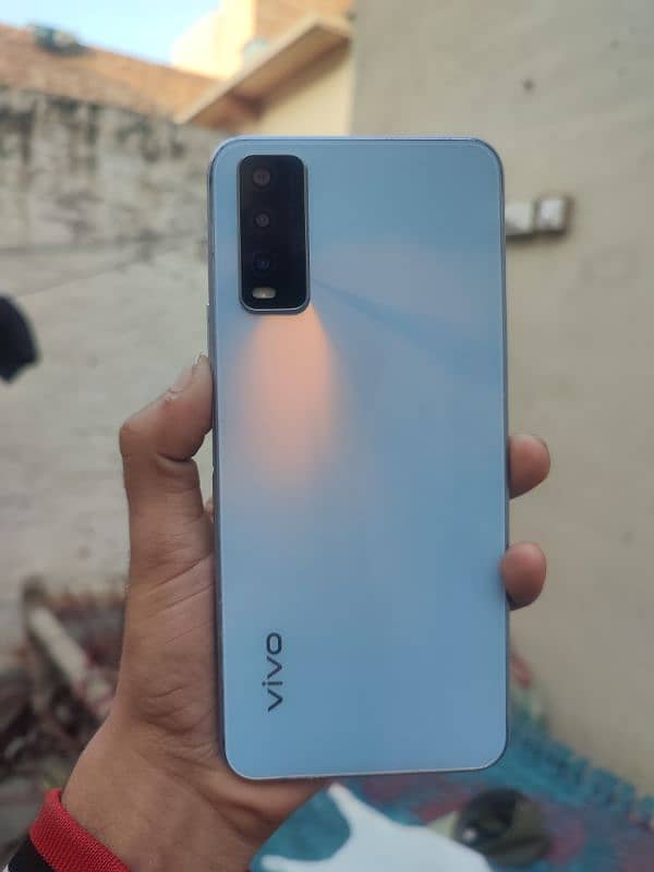 ViVo Y20  home used reasonable price 1