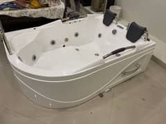 bath tub / jacuzzi imported