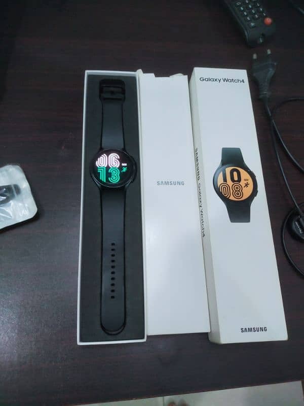 Samsung Galaxy watch 4 for sale 0