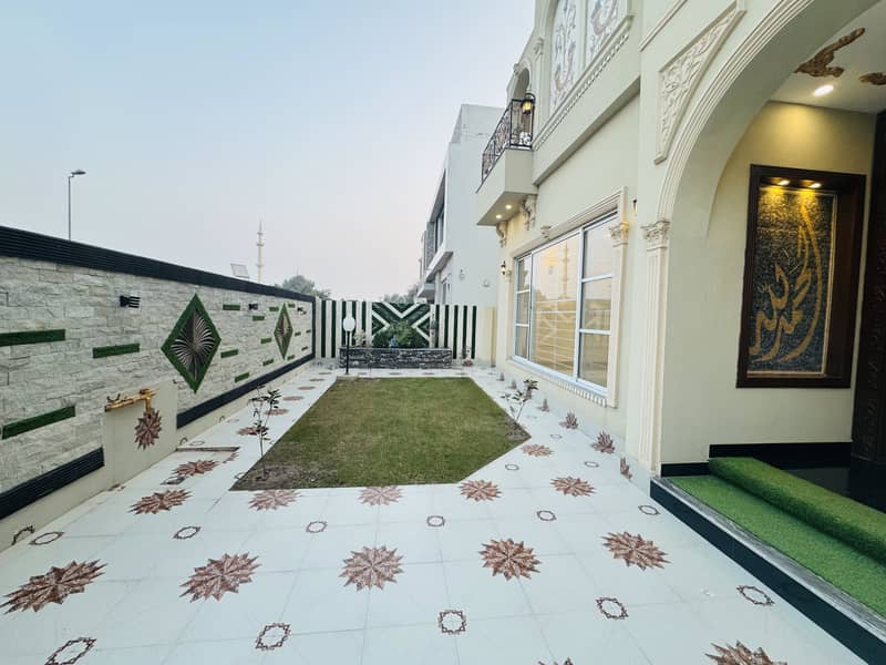 defence raya One Kanal Ultra Classic Architect Designer House For Sale In Bahria Town Lahore 7