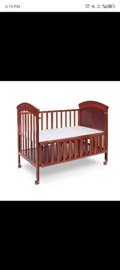 tinnies wooden cot slightly used 9/10 condition