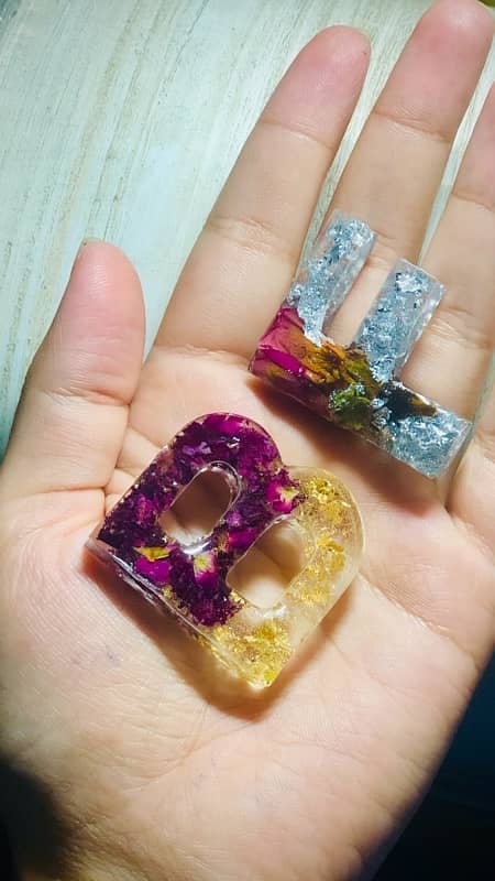 Resin Alphabets Brand New Designs With Names/Flowers Preserved 6