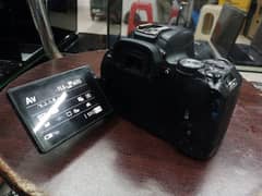 Canon 200D with 18-55 Stm ( with box )