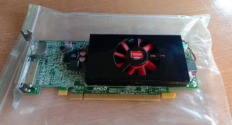 AMD Radeon 1GB Graphic card 0