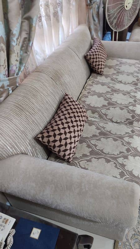 07 seater sofa set in good condition for sale 2