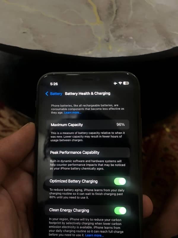 iPhone 11 64gb 96 health 4