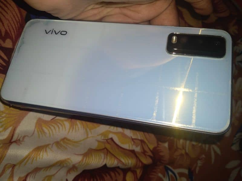 Vivo Y20 (with Box) 1