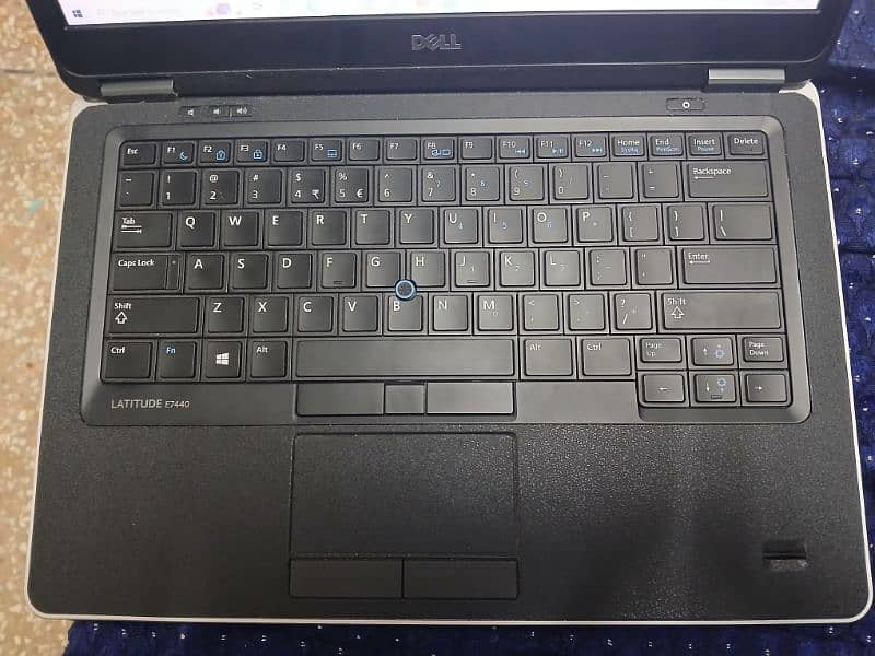 i7 Dell E7440 4