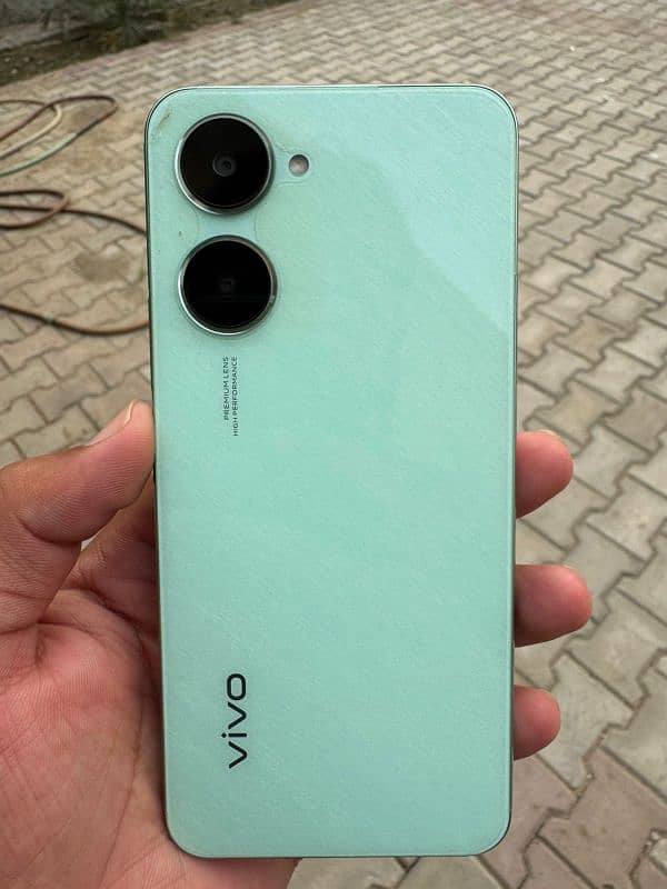 Vivo Y03 6