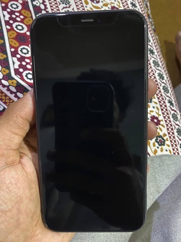 I phone 11 condition 10/9 0