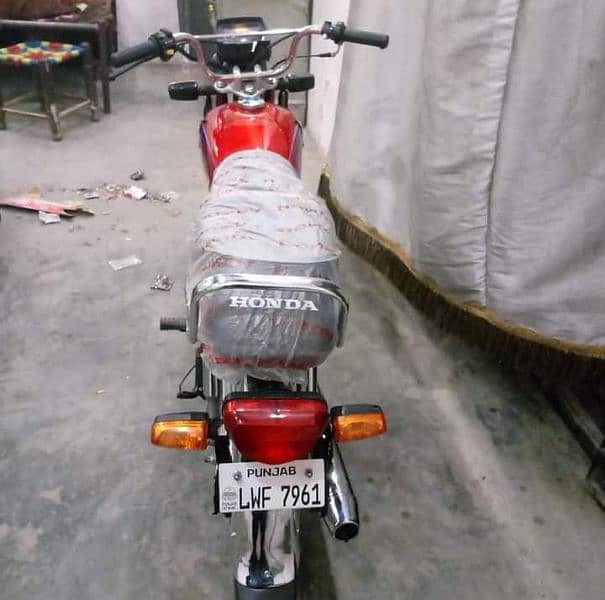 Honda CD70 total bike genuine hair 1