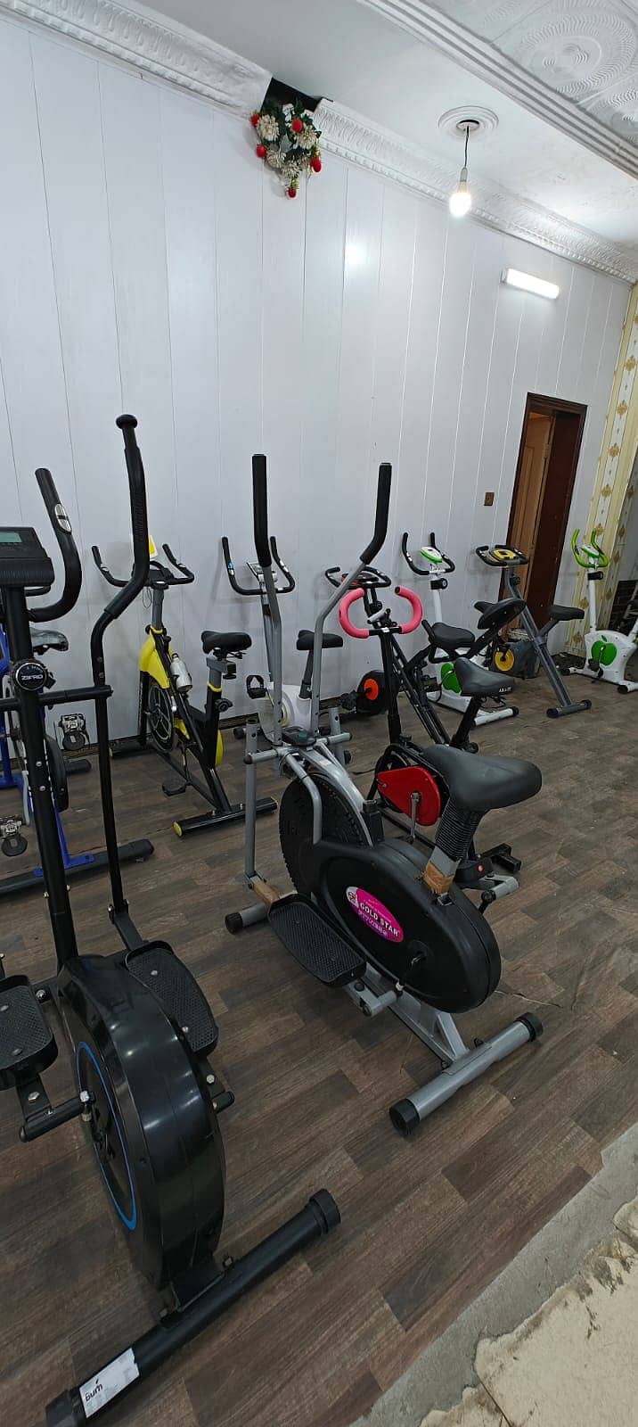 Exercise Bikes || Ellipticals || Gym Cycle || spin bike for sale 10