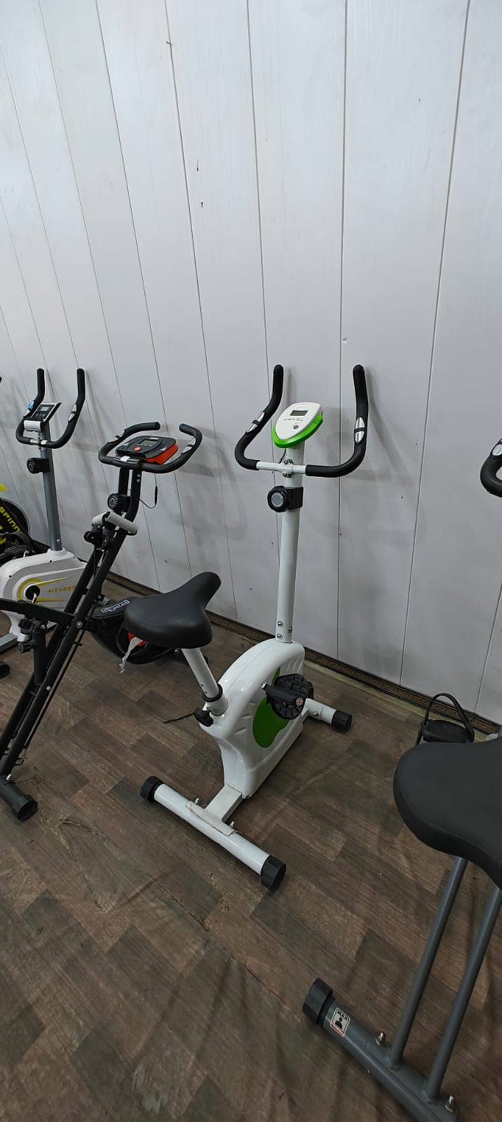 Exercise Bikes || Ellipticals || Gym Cycle || spin bike for sale 15