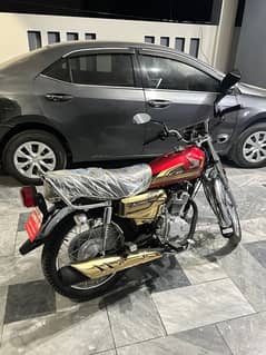 Honda CG 125 Special edition Red and Golden