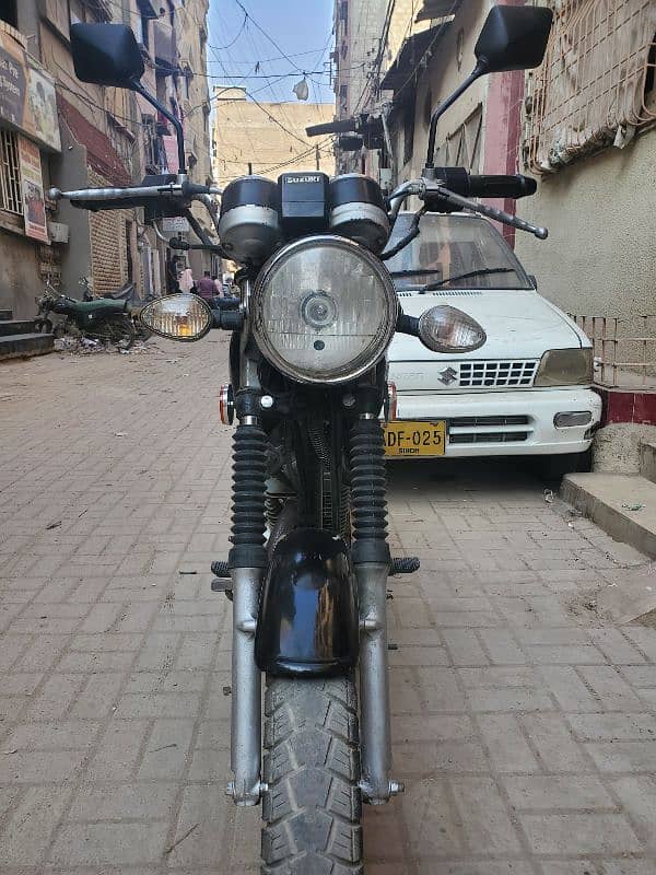 Suzuki GS 150cc Model-2014 Karachi 4