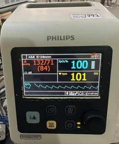 Criticare/Philips/Wellch allyn Vital Sign Monitor (NIBP & SPO2)