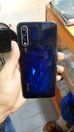 vivo s1 & 4+128 box