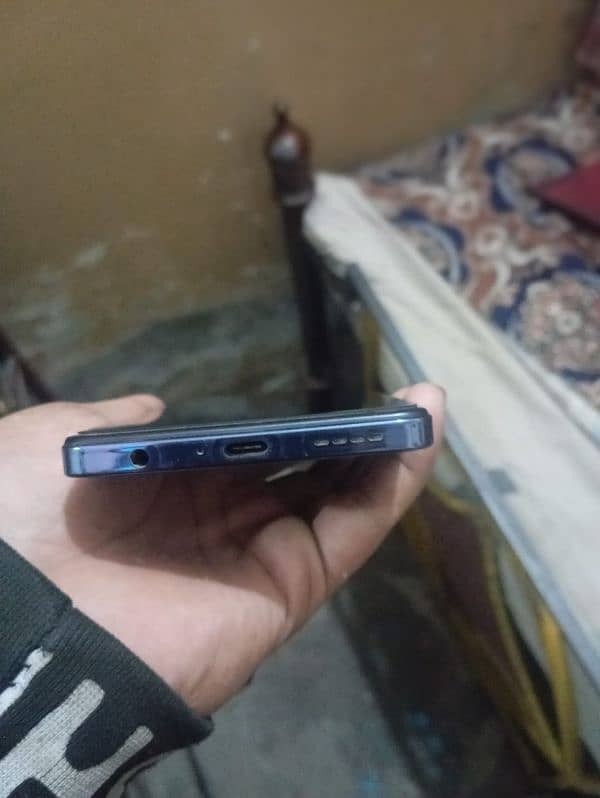 Infinix hot 40pro 5