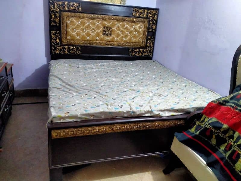 bed sat for sale 0