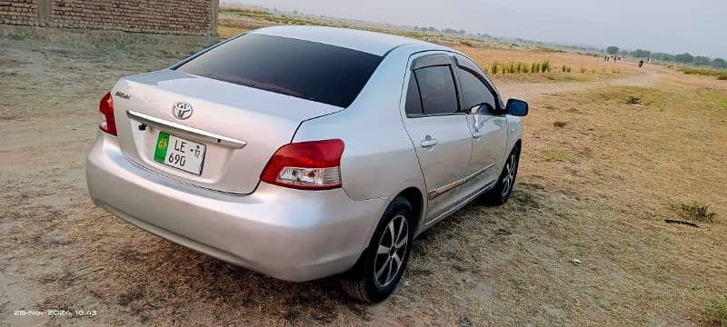 Toyota Belta 2006 import and Regesterd 2012 3