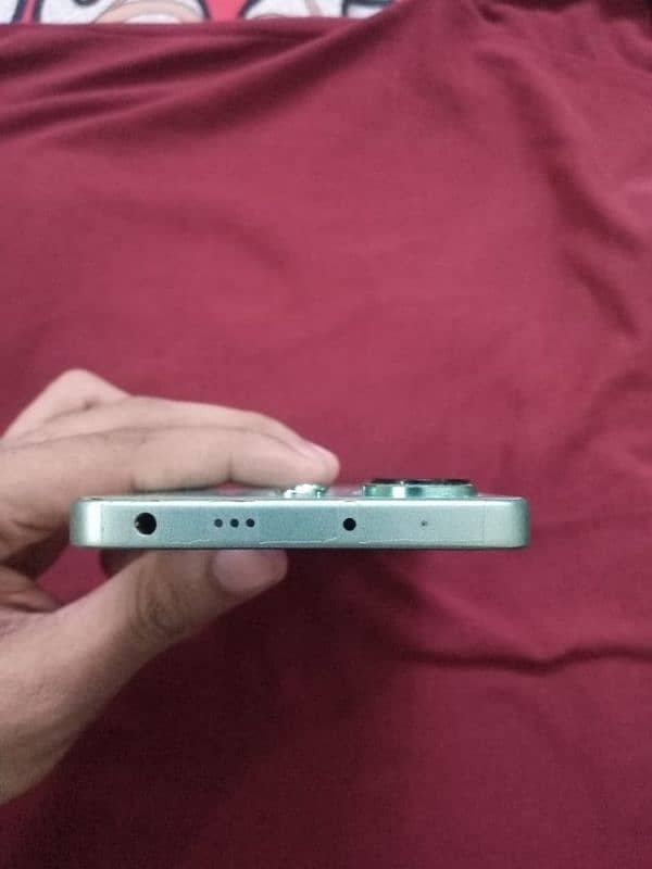 Redmi note 13 box open 1