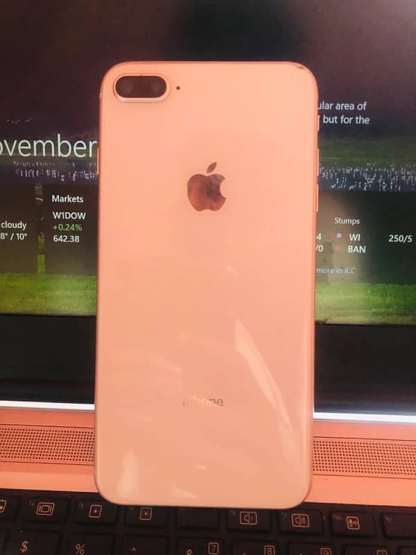 urgent sale iphone 8 plus white colour lla 1