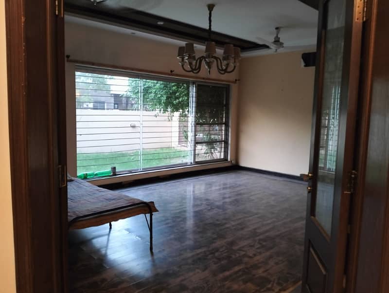 1 Kanal Double Unit Modern Luxury House Available For Sale In B Block DHA Phase 5 Lahore 6