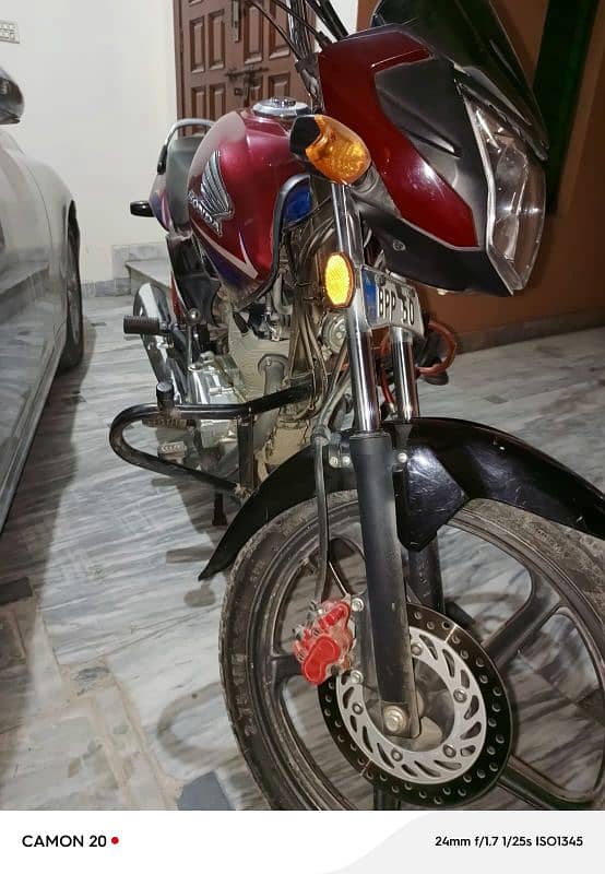 Honda CB 125F for sale in accumulate condition 2