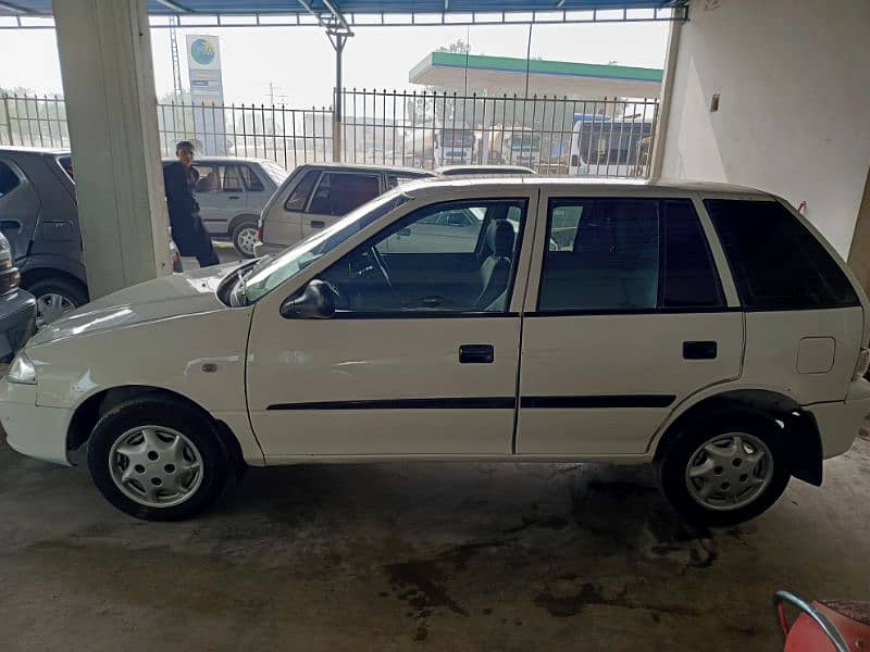 Suzuki Cultus VXR 2011 10