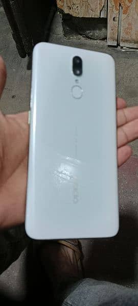 oppo f11 3