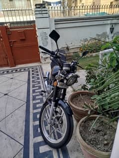 Suzuki GS 150 SE for sale