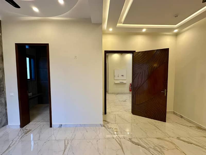 1 kanal Lavish upper portion On Top Location For Rent In DHA Phase 1Lahore 6