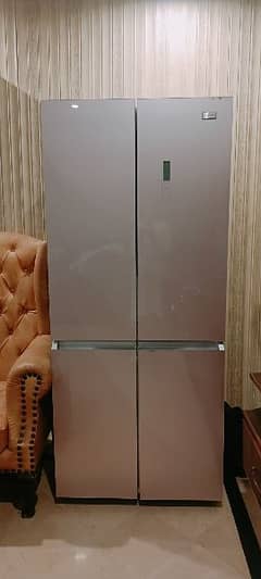 4 door fridge / glass door