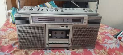 sony tape recorder 2 band radio FM AM made in japan