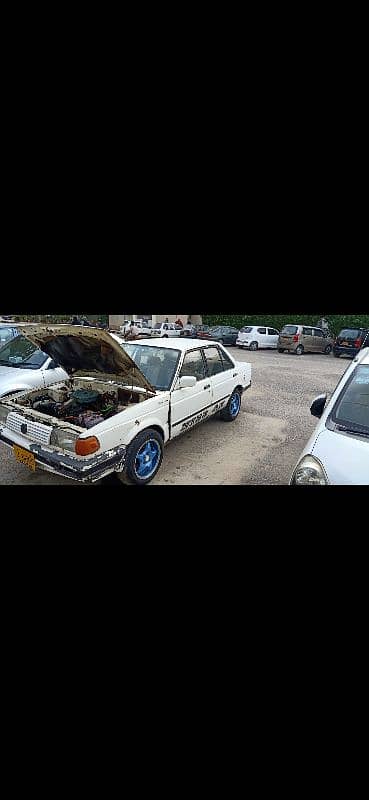 Nissan Sunny 1989 White 1