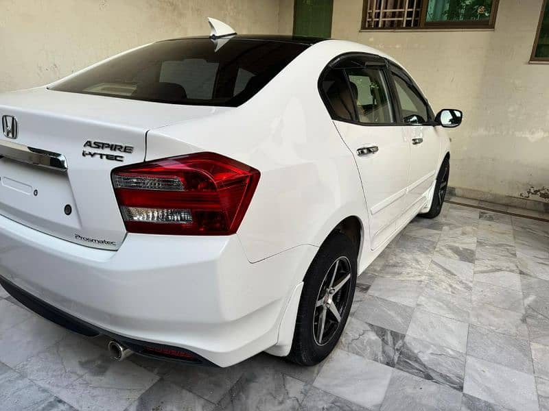 Honda City Aspire 2019 1.5 prosmatce . total orginal paint . 2nd owner 9