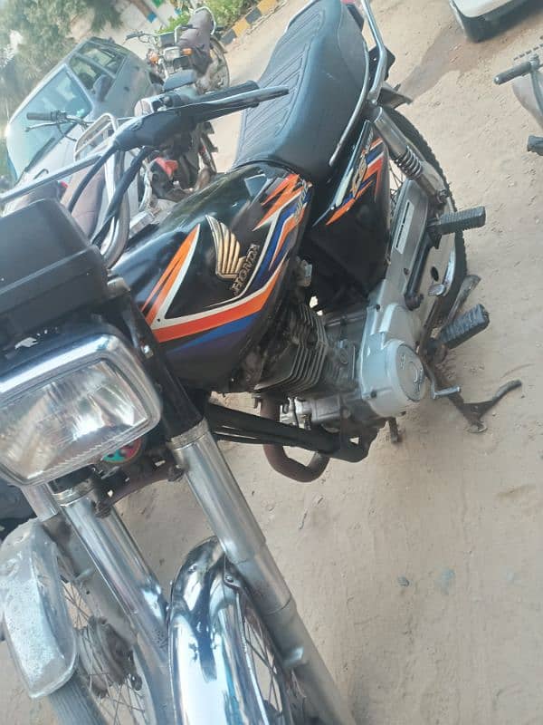 honda 125 karachi number 5