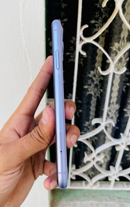 iPhone 11 fresh 64gb jv non pta kit 10/10 6