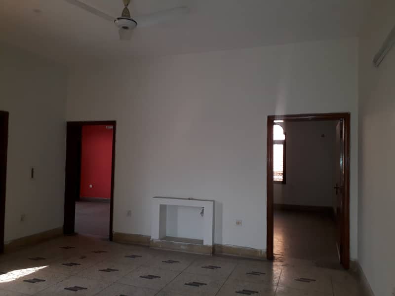 DHA 10 Marla Awesome Upper Portion For Rent In Phase 1 7