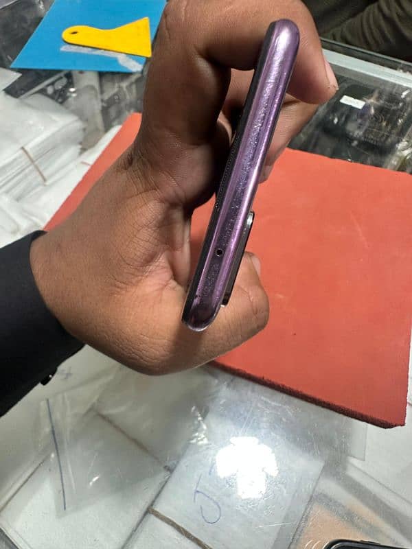 Oppo f19pro full box no repair. 8GB RAM 128 GB memory 3