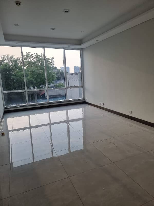 1 Bedroom Apartment For Sale At MM ALAM Road Lahore 8