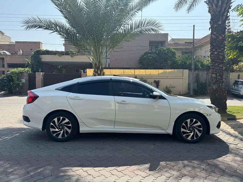 Honda Civic VTi Oriel Prosmatec 2018 5