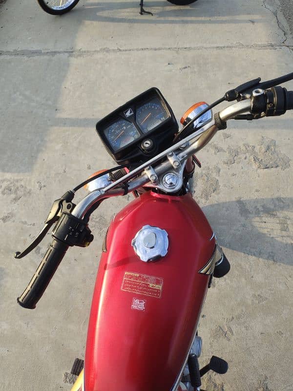 Honda 125 (2018) 6