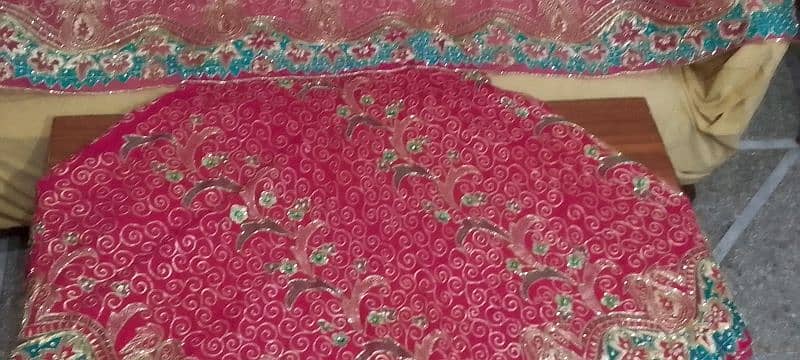 Bridal lhanga or dubtta full nakshi k kaam my. Discount  available. 3