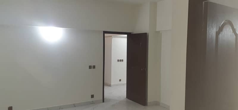 3 BED DD FLAT FOR SALE (ROYAL 8 ICON) IN GULSHAN E IQBAL BLOCK 13D3 8