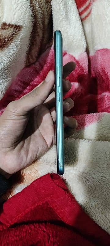 Tecno spark 8C 3