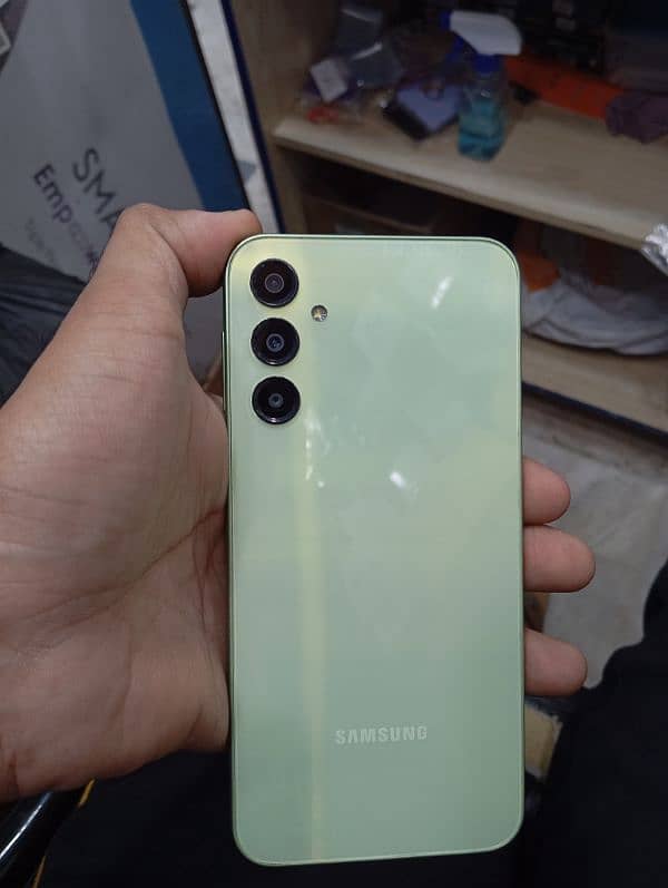 Samsung A24 1