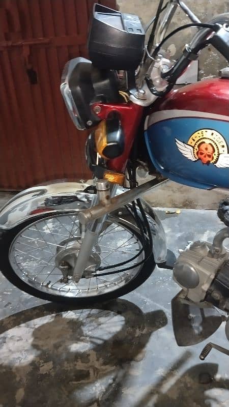 Bike Honda 70cc One Hand use 10/9 Condition 1