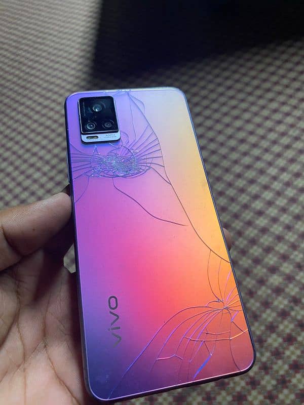 Vivo v20 with box and charger 8+128 0