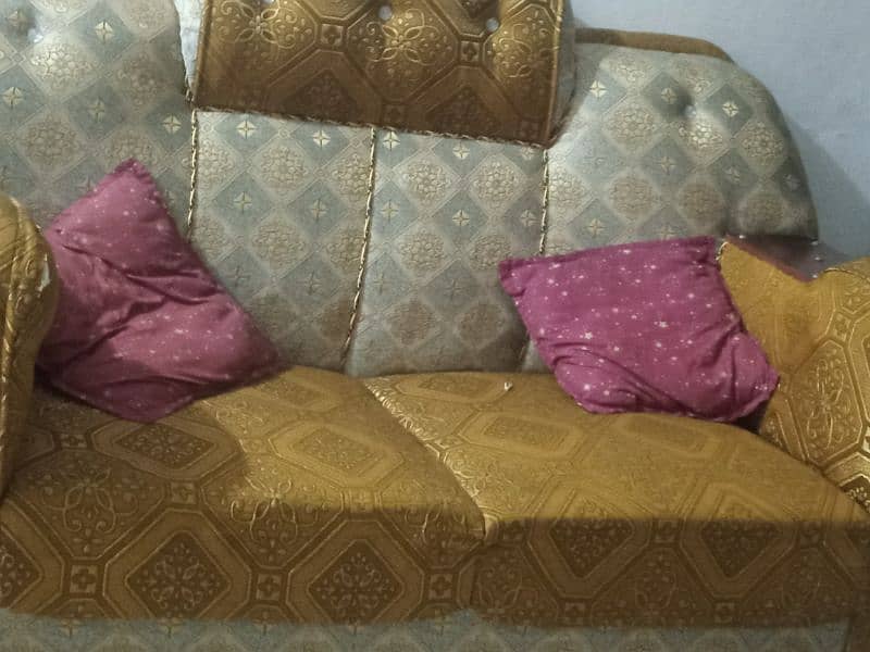 1.2. 3sofa set bilkul new 2